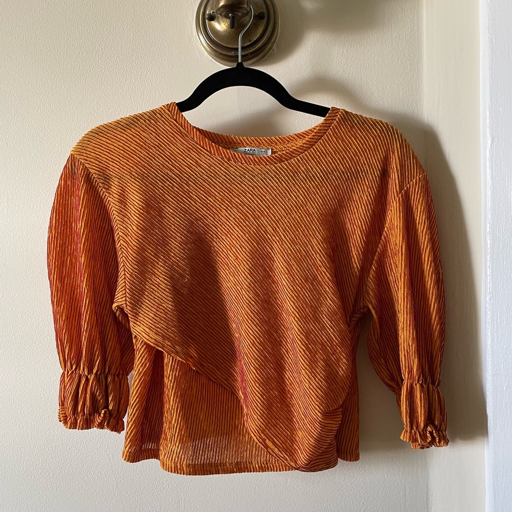 Zara cropped flounce sleeved ribbed orange blouse